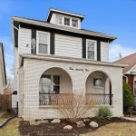 6-bedroom home for sale in Windsor — 475 Mckay Avenue (Photo 2)