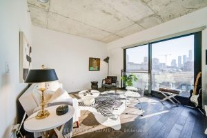 2-bedroom condo apartment for sale in Toronto — 47 Lower River Street