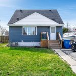 Studio commercial retail home for sale in Lincoln — 4817 King Street (Photo 2)