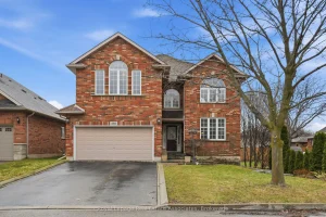 4-bedroom detached home for sale in Halton — 486 Delaney Court