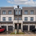 3-bedroom condo townhouse for sale in Peel — 48 - 5535 Glen Erin Drive (Photo 3)
