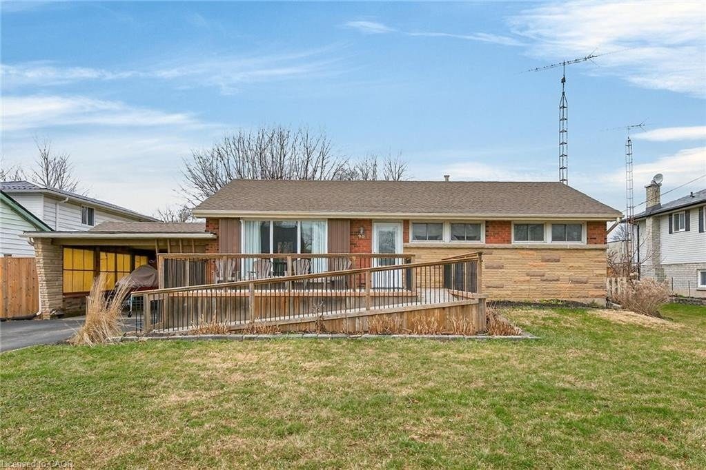 4-bedroom home for sale in Hagersville — 48 Alma Street S (Photo 1)