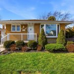 3-bedroom detached home for sale in Hamilton — 48 Champlain Avenue (Photo 1)