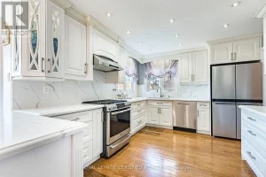 6-bedroom home for sale in Brampton — 48 Fernbrook Crescent