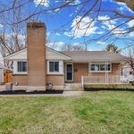 2-bedroom detached home for sale in Niagara — 48 Windsor Road (Photo 3)