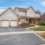 5-bedroom detached home for sale in Hamilton — 492 Skinner Road (Photo 4)