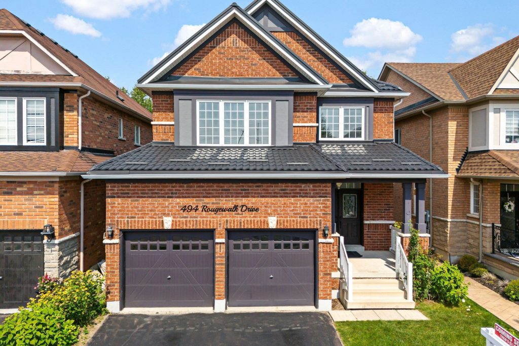 4-bedroom detached home for rent in Pickering — 494 Rougewalk Drive (Photo 1)