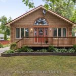 4-bedroom detached home for sale in Simcoe — 49 32nd Street N (Photo 1)