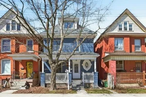 4-bedroom detached home for sale in Hamilton — 49 Cheever Street