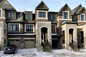 3-bedroom att/row/townhouse for rent in Whitby — 4 Calloway Drive