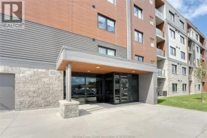 2-bedroom home for rent in Windsor — 506 - 4578 Huron Church Line Road