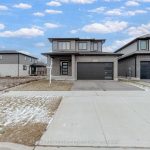 3-bedroom home for sale in Waterloo — 507 Grand Ridge Drive (Photo 5)