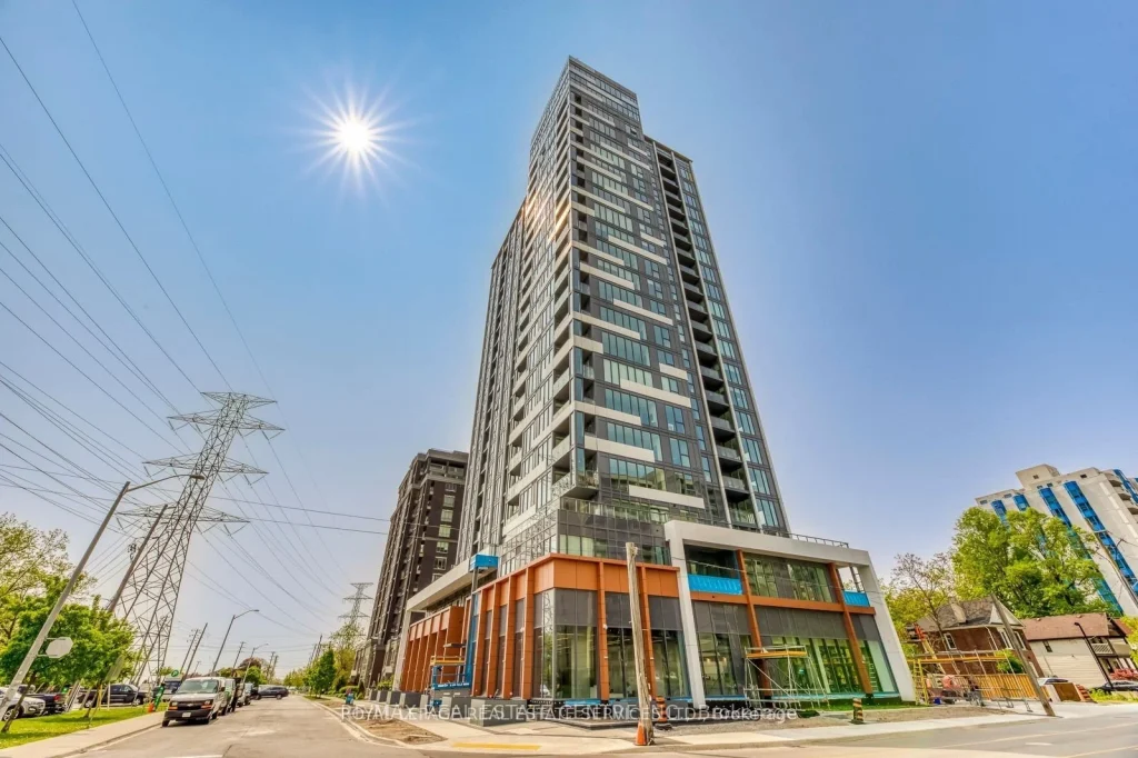 1-bedroom common element condo for rent in Burlington — 509 - 500 Brock Avenue (Photo 1)