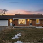 3-bedroom detached home for sale in Elgin — 51169 Clinton Street (Photo 3)