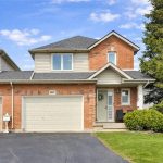 3-bedroom home for sale in Grimsby — 5117 St. George's Drive (Photo 2)