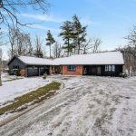 3-bedroom detached home for sale in Niagara — 51 Park Road S (Photo 1)
