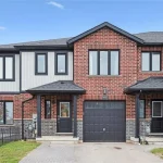 3-bedroom home for sale in Kitchener — 52 Meadowridge Street (Photo 4)