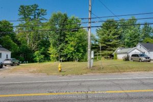 Studio vacant land home for sale in Huntsville — 538 Muskoka Road 3 North N/a