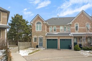 3-bedroom condo townhouse for sale in Peel — 53 - 455 Apache Court
