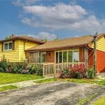 3-bedroom home for sale in Hamilton — 54 Berko Avenue (Photo 1)