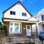 3-bedroom detached home for sale in Hamilton — 54 Edinburgh Avenue (Photo 1)