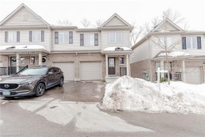 3-bedroom home for sale in Waterloo — 55 - 50 Pinnacle Drive