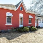 2-bedroom detached home for sale in Perth — 55 Dufferin Street (Photo 3)