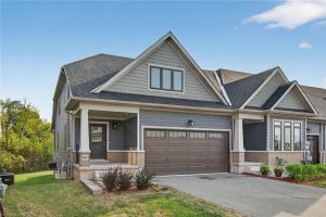 3-bedroom row / townhouse for sale in Niagara Falls — 56 - 4311 Mann Street