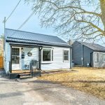 2-bedroom detached home for sale in Kawartha Lakes — 56 Glenelg Street E (Photo 1)