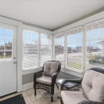 4-bedroom detached home for sale in Niagara — 5791 Dorchester Road W (Photo 4)