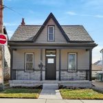 3-bedroom detached home for sale in Hamilton — 57 New Street (Photo 5)