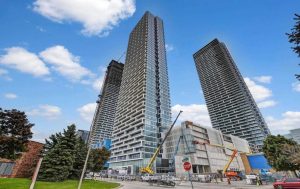 1-bedroom condo apartment for sale in York — 5812 - 5 Buttermill Avenue