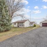 2-bedroom home for sale in Lakeshore — 581 Broadway Broadway (Photo 3)