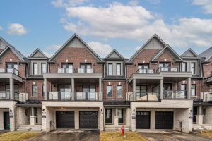 3-bedroom att/row/townhouse for sale in Peel — 5915 Saigon Street Drive