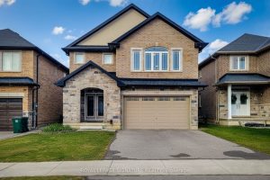 5-bedroom detached home for sale in Hamilton — 59 Robertson Road