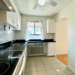 1-bedroom multiplex home for rent in Toronto — 5 - 2696 Lake Shore Boulevard W (Photo 2)