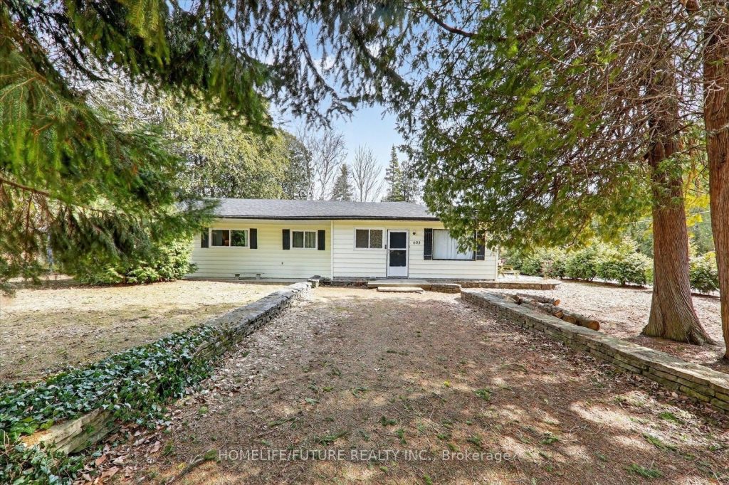 4-bedroom detached home for sale in Bruce — 603 Third Avenue N (Photo 1)