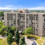 2-bedroom condo apartment for sale in Niagara — 605 - 162 Martindale Road (Photo 1)