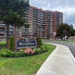 2-bedroom condo apartment for sale in Peel — 606 - 3501 Glen Erin Drive (Photo 1)