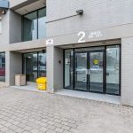 2-bedroom condo apartment for sale in Peel — 606 - 3501 Glen Erin Drive (Photo 4)