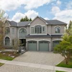 5-bedroom detached home for sale in Toronto — 60 Bowan Court (Photo 1)