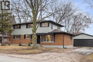 4-bedroom home for sale in Windsor — 6100 Quick Avenue