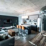 1-bedroom condo apartment for rent in Toronto — 614 - 560 King Street W (Photo 2)