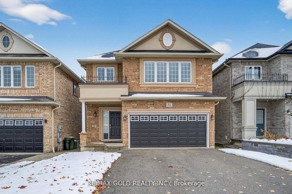 4-bedroom detached home for rent in Hamilton — 61 Irwin Avenue (Photo 1)