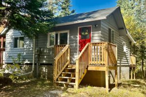 2-bedroom detached home for sale in Muskoka — 61 Robert Road W