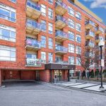 1-bedroom condo apartment for rent in Toronto — 620 - 2495 Dundas Street W (Photo 2)