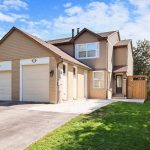 3-bedroom semi-detached home for sale in Halton — 623 Beaver Court (Photo 1)