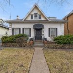 Studio commercial retail home for rent in Hamilton — 624 King Street E (Photo 3)
