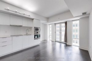 1-bedroom condo apartment for rent in Toronto — 625 - 955 Bay Street