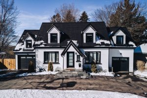 6-bedroom detached home for sale in Waterloo — 62 Lang Crescent